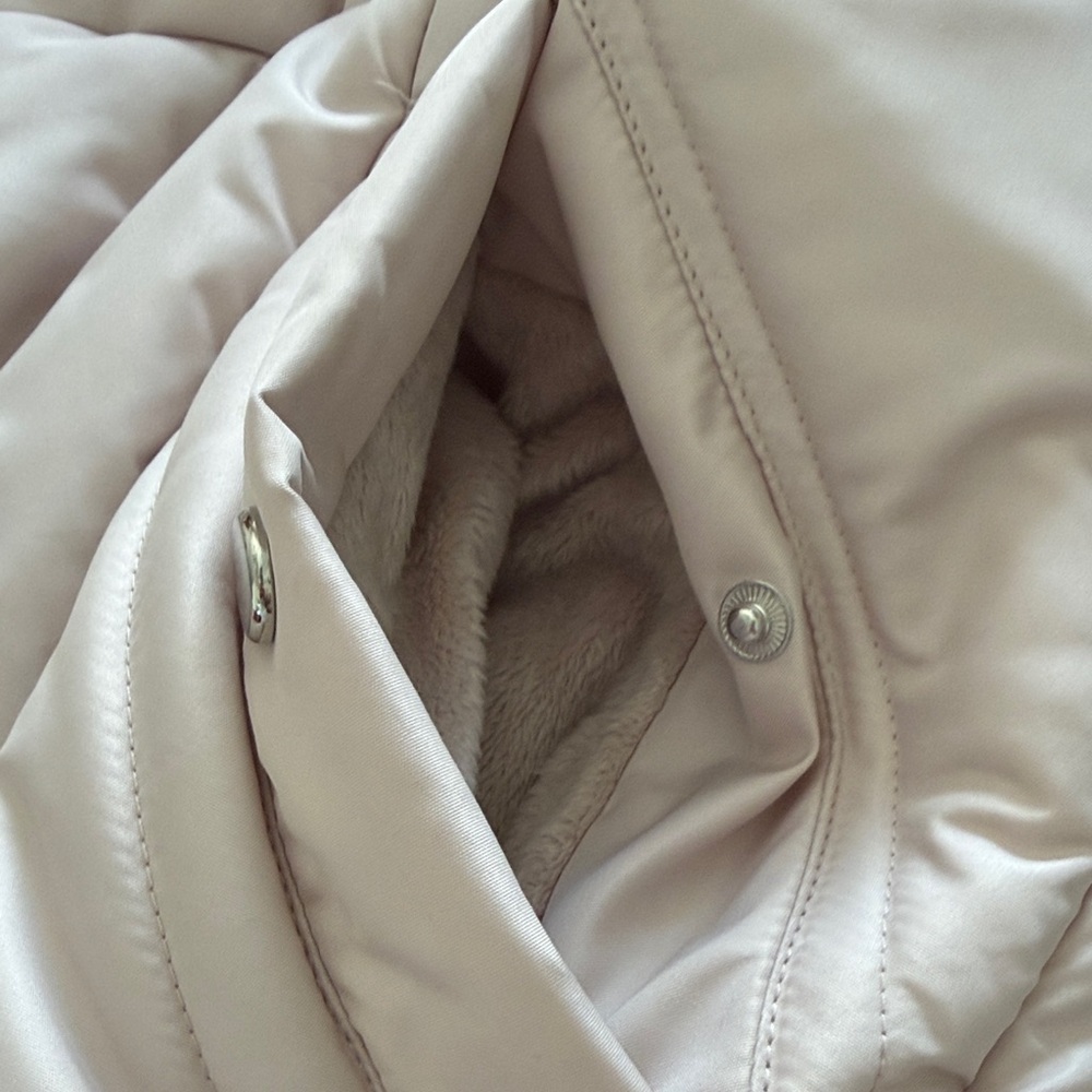 Susan Graver cream color Puffer Jacket with detachable hood - Picture 8 of 12